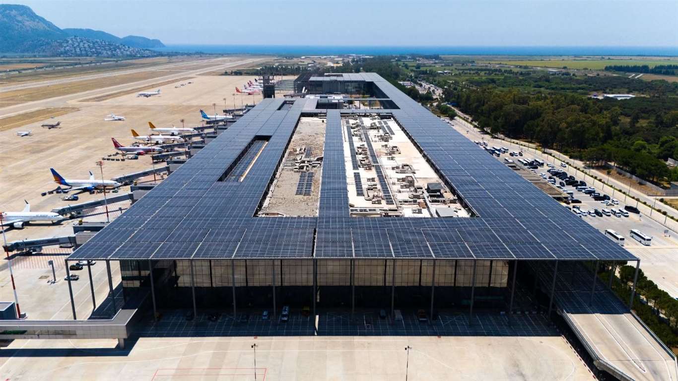    Dalaman Havalimanı enerjisinin tamamını güneşten karşılıyor haberi